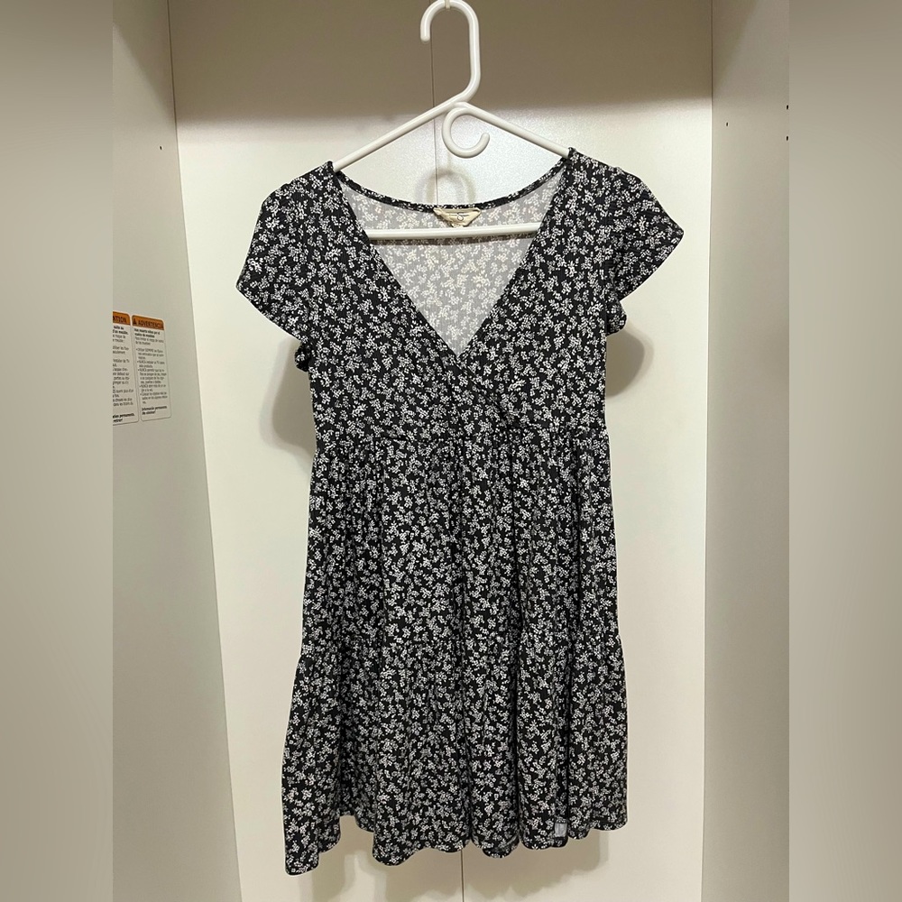Dark grey and white flower dress